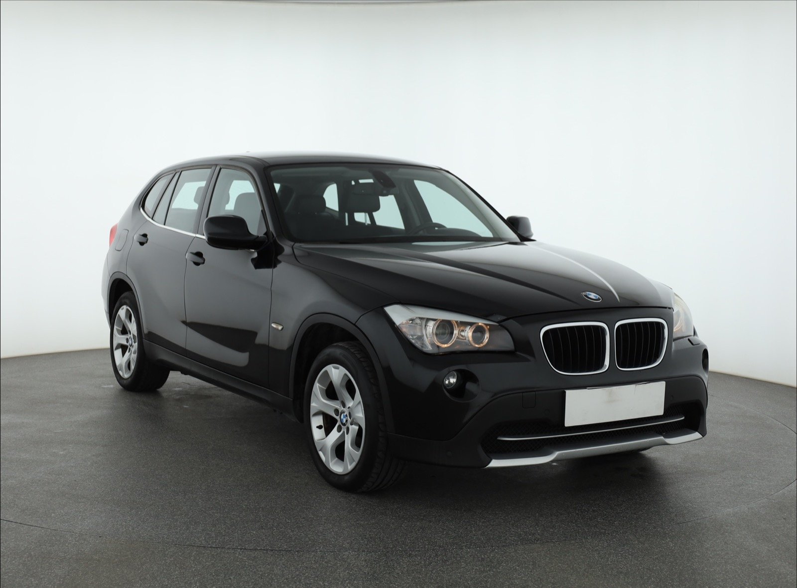 BMW X1 2011 xDrive18d 175679km SUV