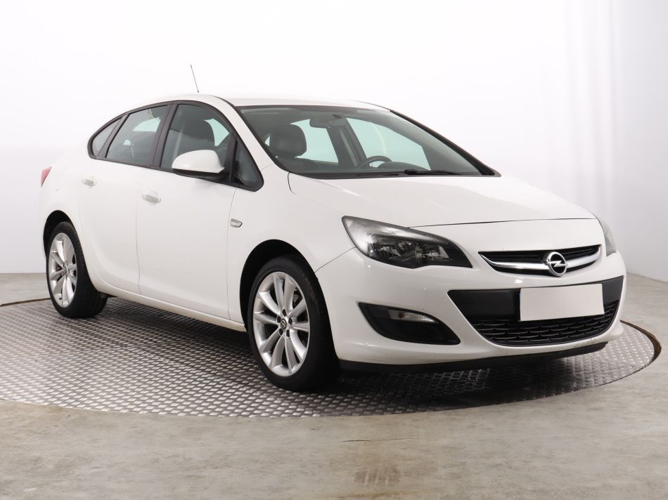Opel Astra - 2017