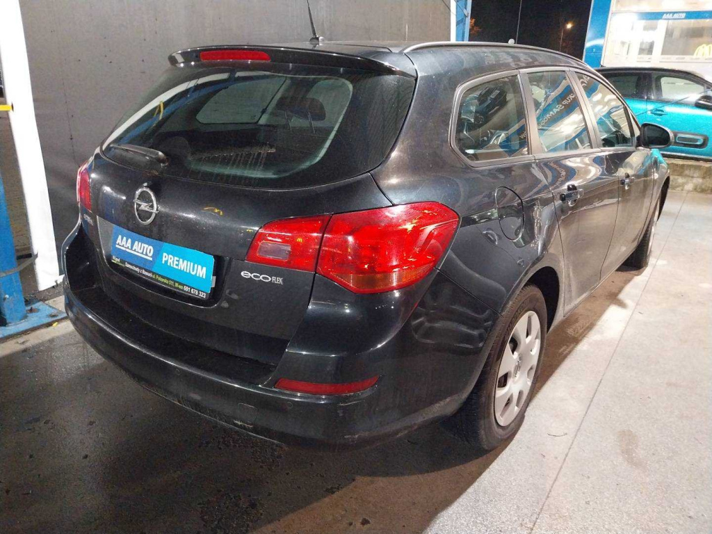 Opel Astra 2012 1.4 16V 99885km Kombi