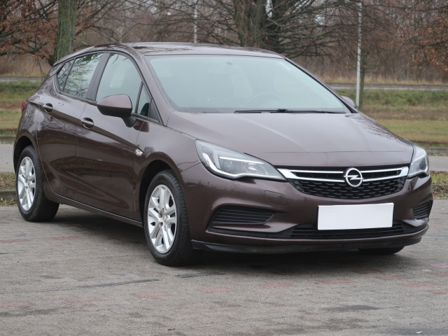 Opel Astra 2016