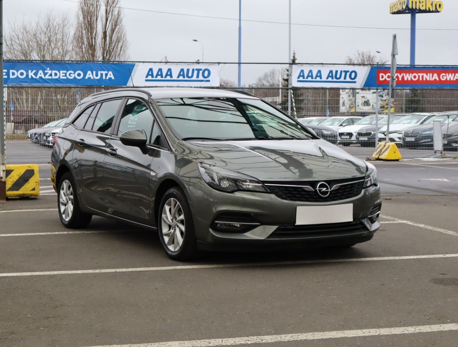 Opel Astra - 2020