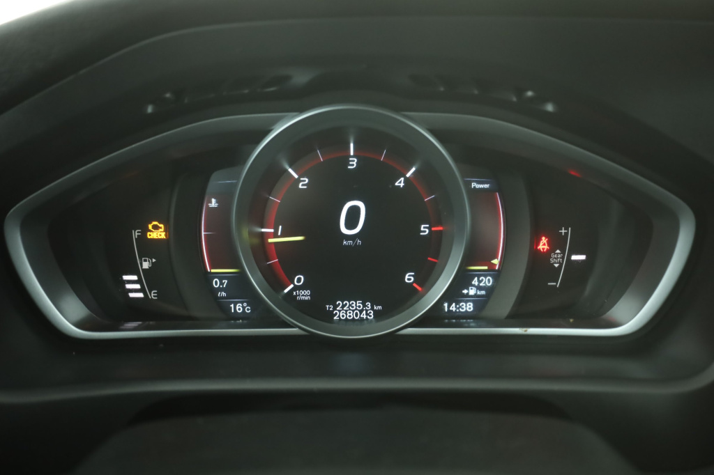 Volvo V40