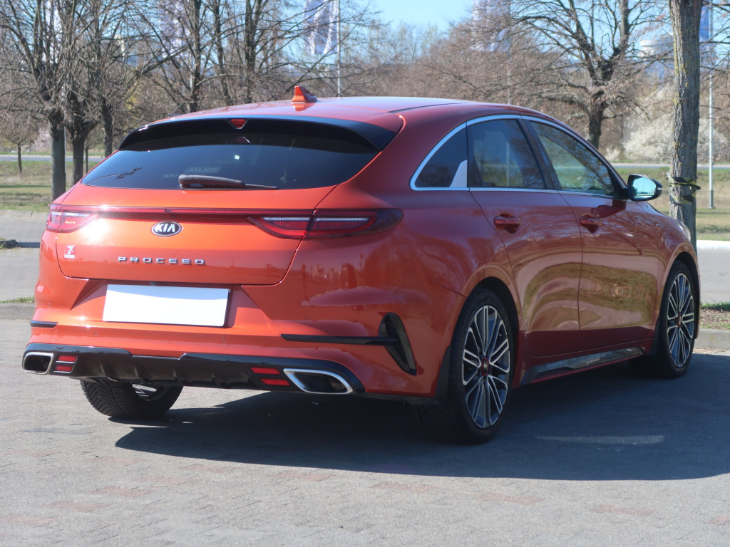 Kia ProCeed