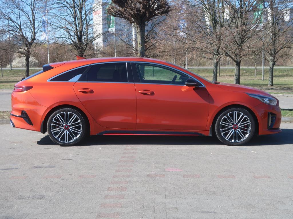 Kia ProCeed