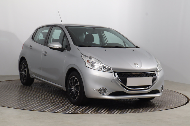 Peugeot 208 2014