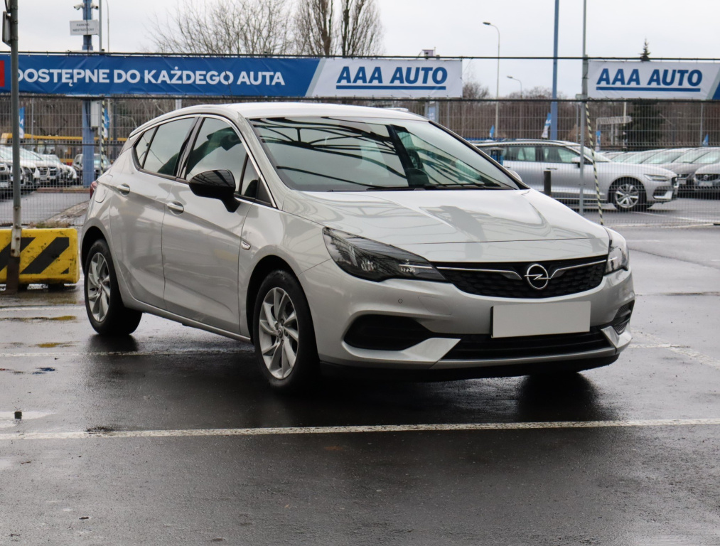 Opel Astra 2021 1.2 Turbo 64952km Hatchback