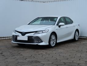 Toyota Camry - 2019