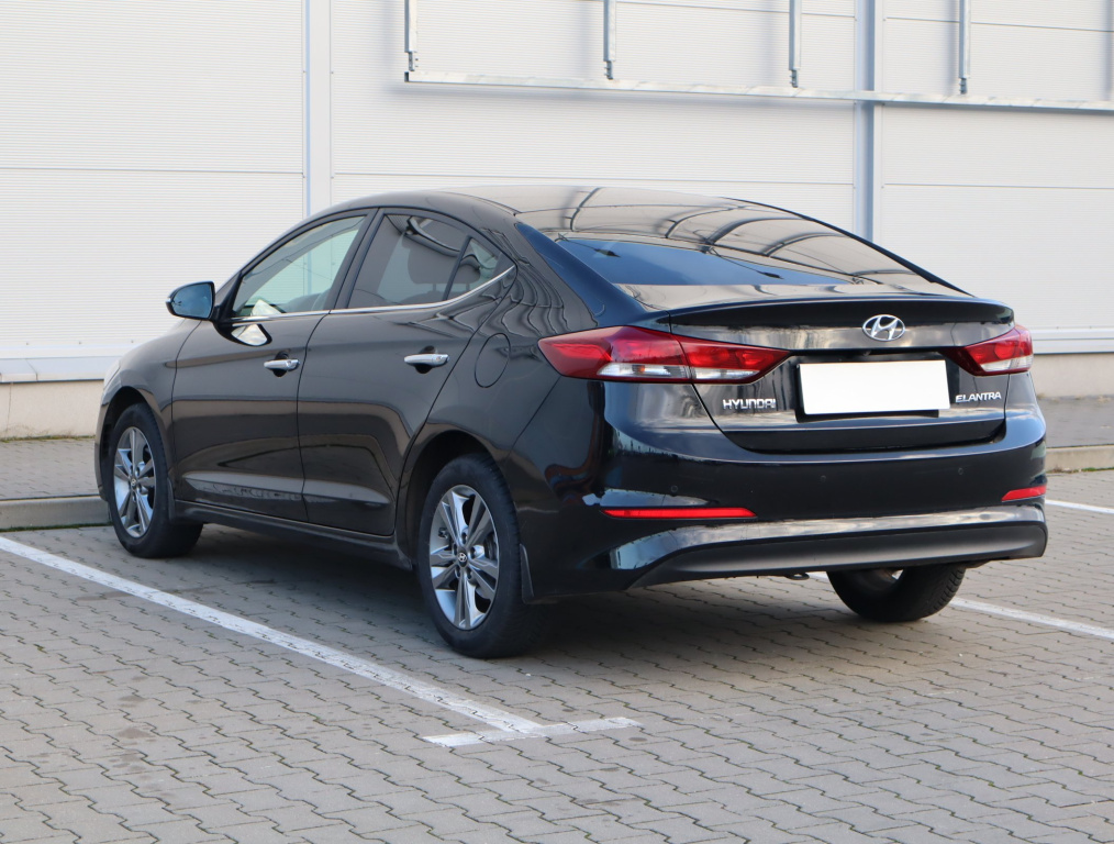 Hyundai Elantra 2016 1.6 CVVT 141678km Sedan