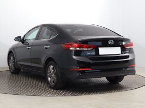 Hyundai Elantra - 2016