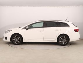 Toyota Avensis - 2015