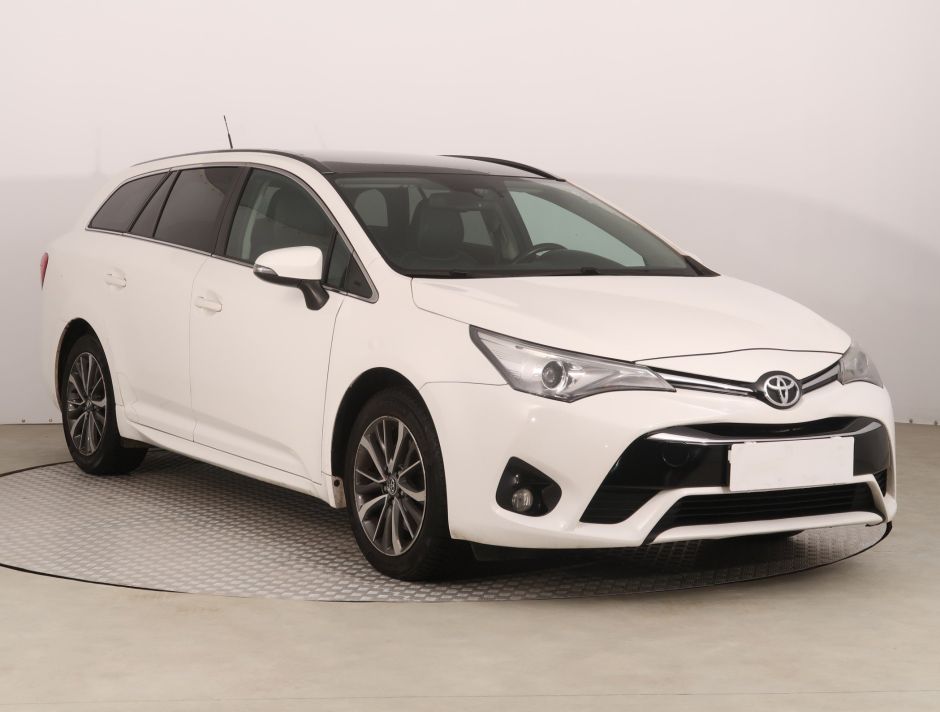 Toyota Avensis - 2015