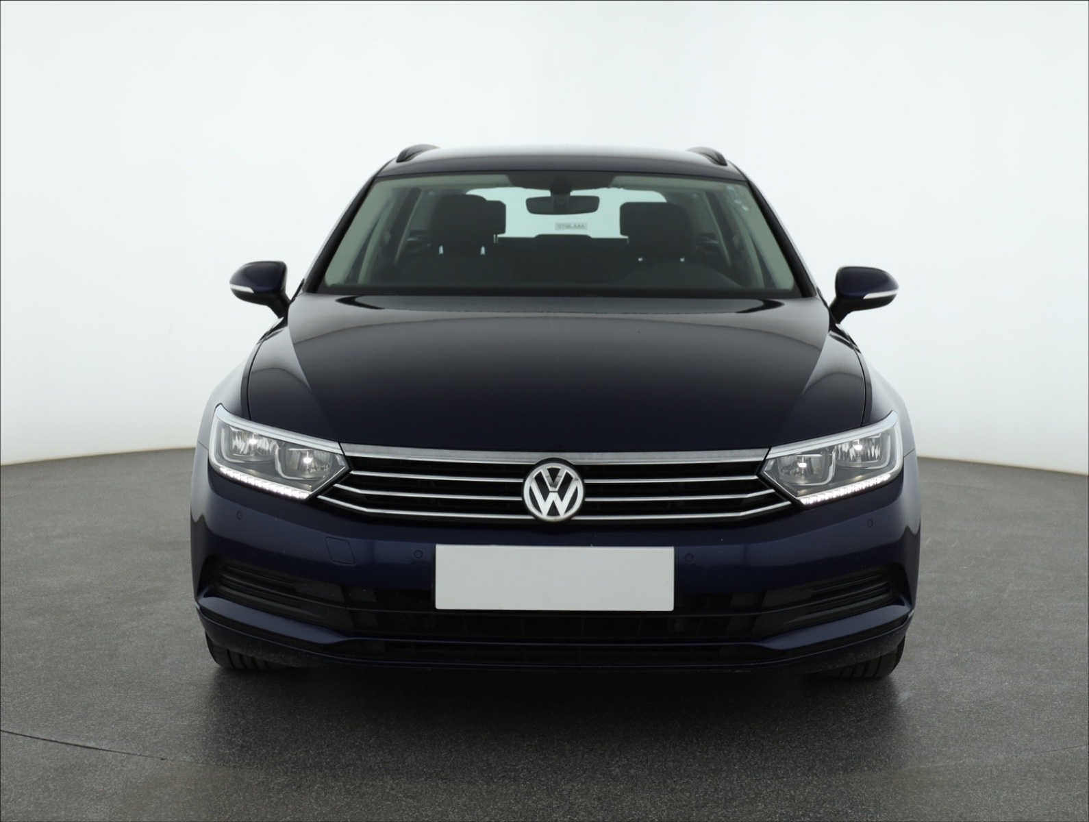 Volkswagen Passat 2019 2.0 TDI 147706km Kombi