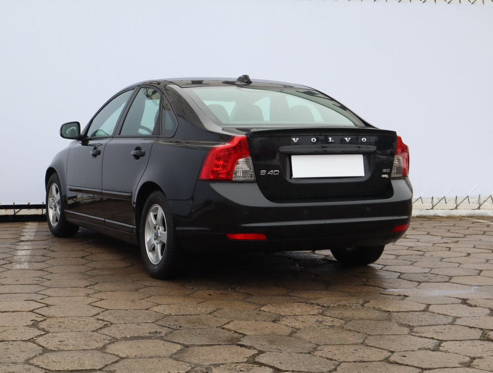 Volvo S40 2010 1.6 D 199073km ABS