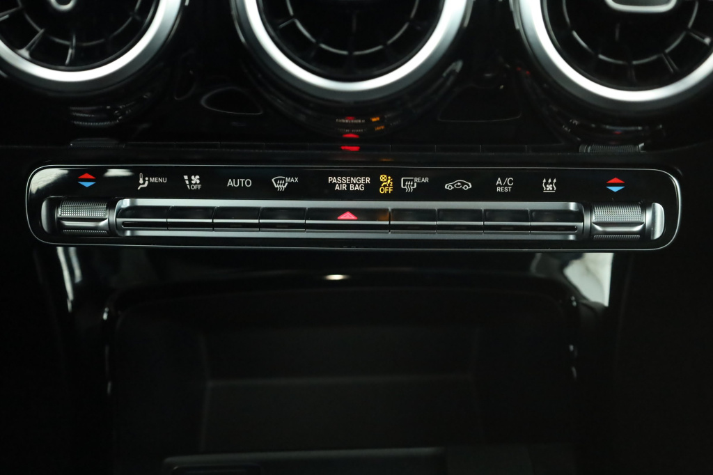 Mercedes-Benz A