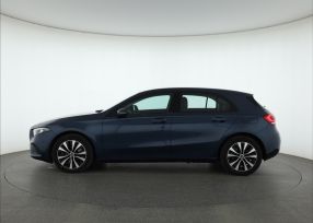 Mercedes-Benz A - 2021