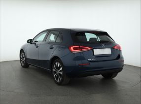 Mercedes-Benz A - 2021