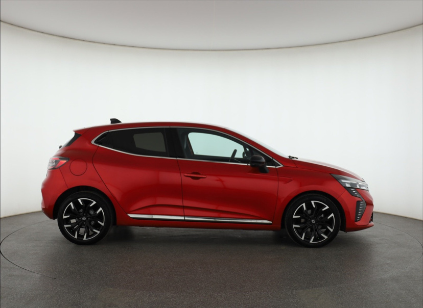 Renault Clio, 2025