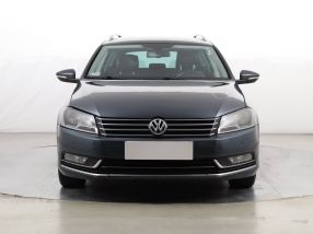 Volkswagen Passat - 2012
