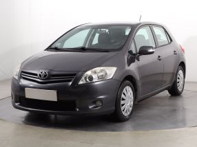 Toyota Auris - 2010