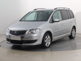 Volkswagen Touran - 2010