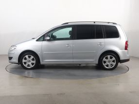 Volkswagen Touran - 2010