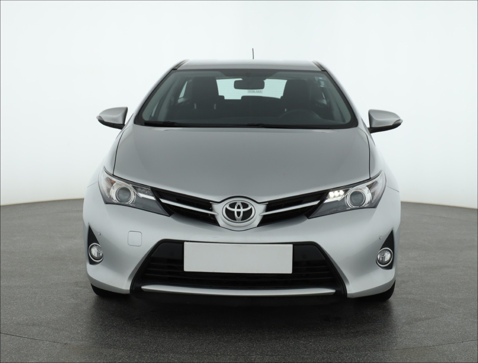 Toyota Auris 2014 1.6 Valvematic 150749km Kombi