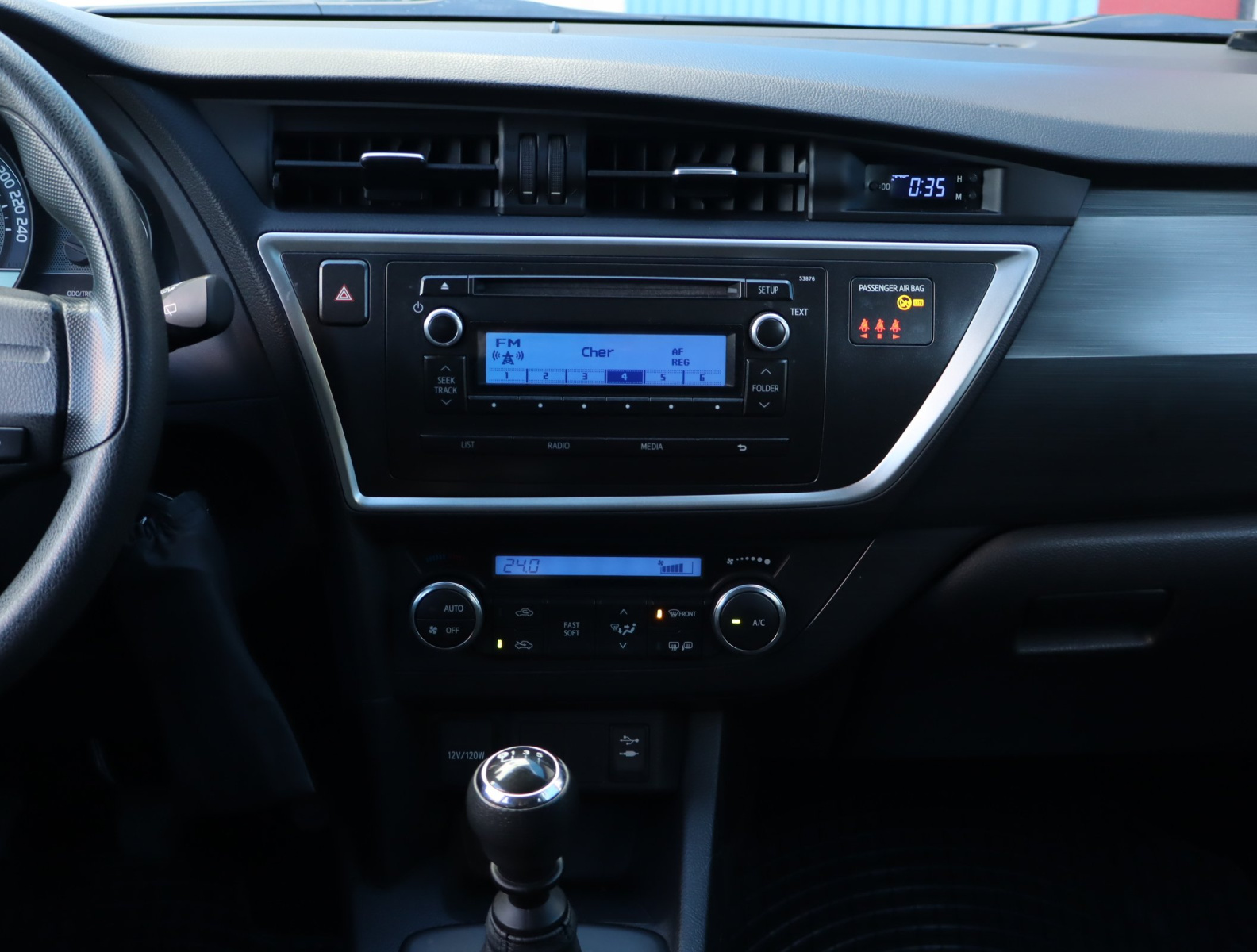 Toyota Auris 2013 1.3 Dual VVT