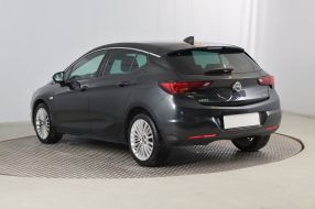 Opel Astra - 2015