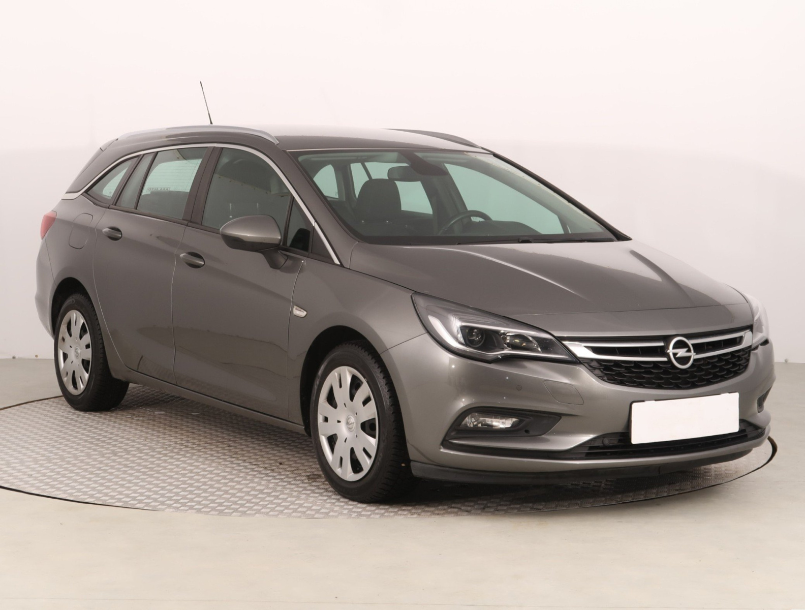 Opel Astra 2017 1.4 T 104596km Kombi