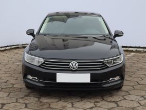 Volkswagen Passat - 2016