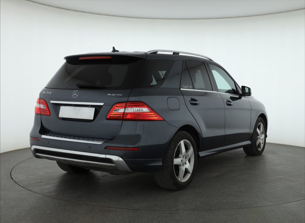 Mercedes-Benz ML