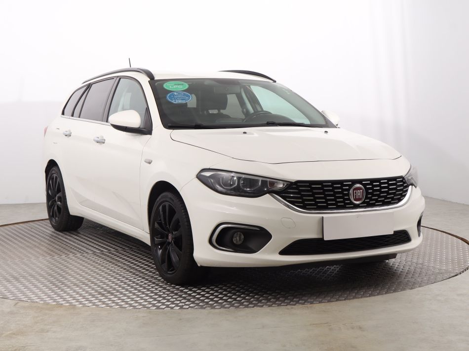 Fiat Tipo - 2017