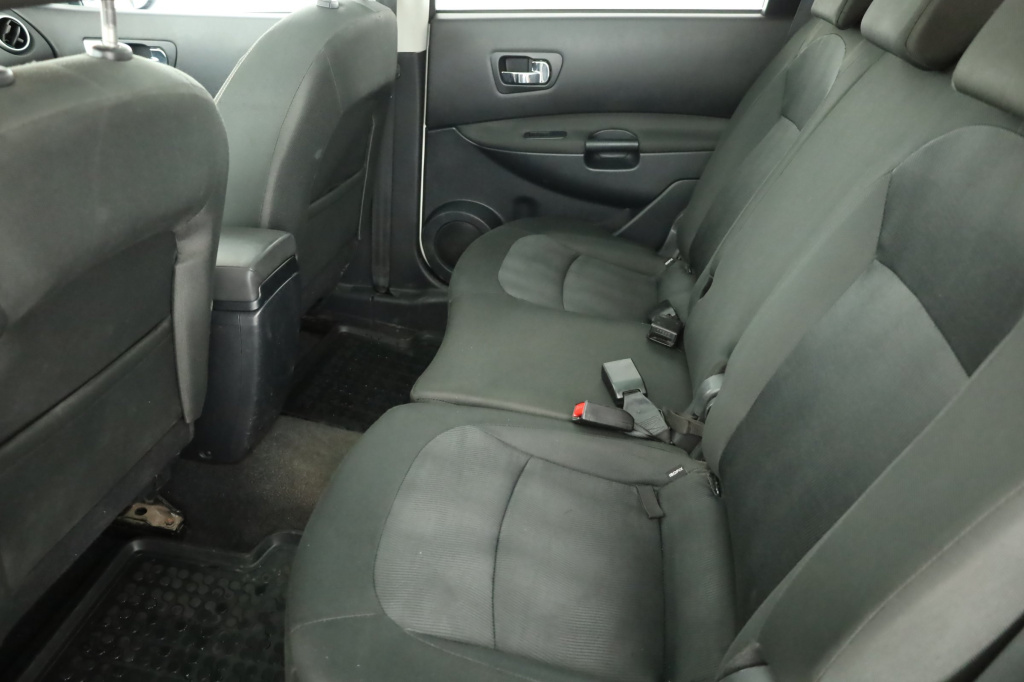 Nissan Qashqai+2
