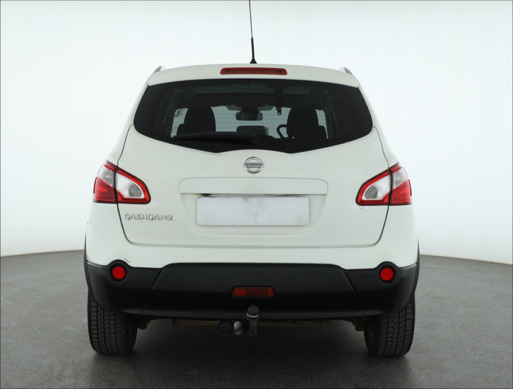 Nissan Qashqai+2