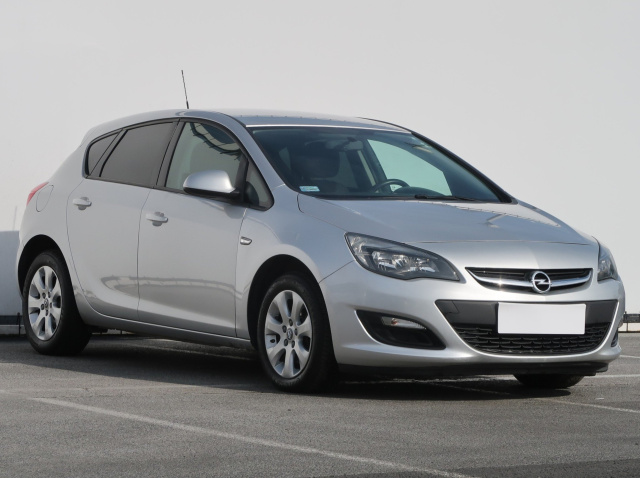 Opel Astra 2015
