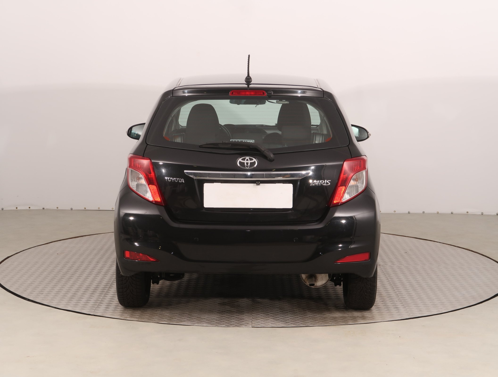 Toyota Yaris 2012 1.0 VVT