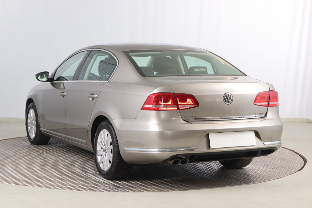 Volkswagen Passat 2012 2.0 TDI Trendline