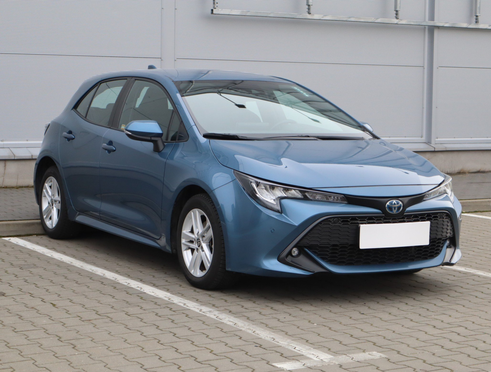 Toyota Corolla 2022 1.8 Hybrid 32910km ABS