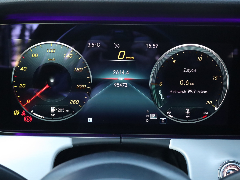 Mercedes-Benz E