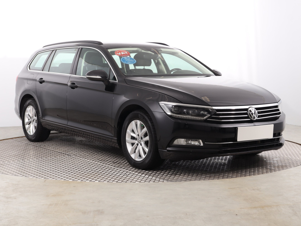 Volkswagen Passat 2019 2.0 TDI 154041km Kombi