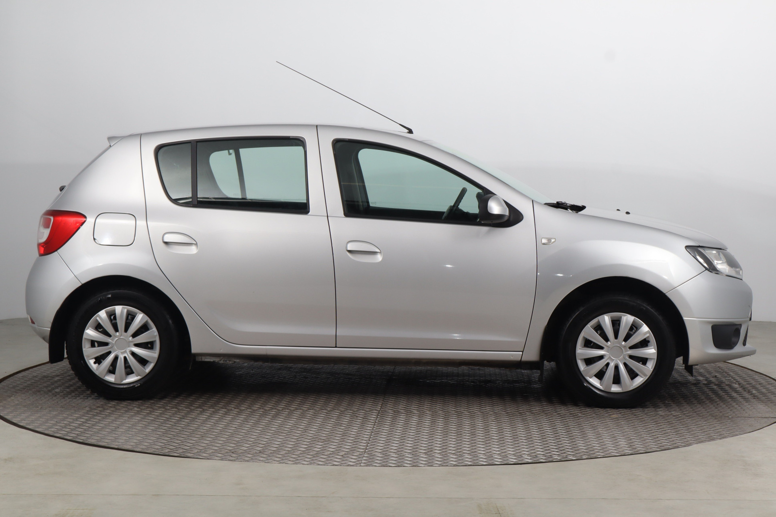 Dacia Sandero 2016 1.2 16V 129563km ABS klimatyzacja manualna