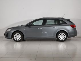 Chevrolet Cruze - 2012