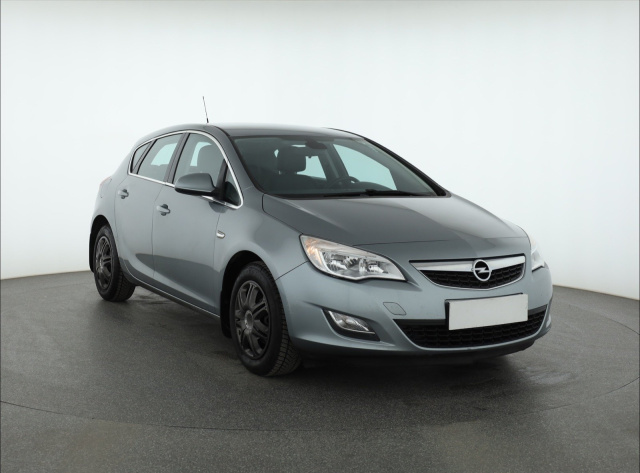 Opel Astra 2010