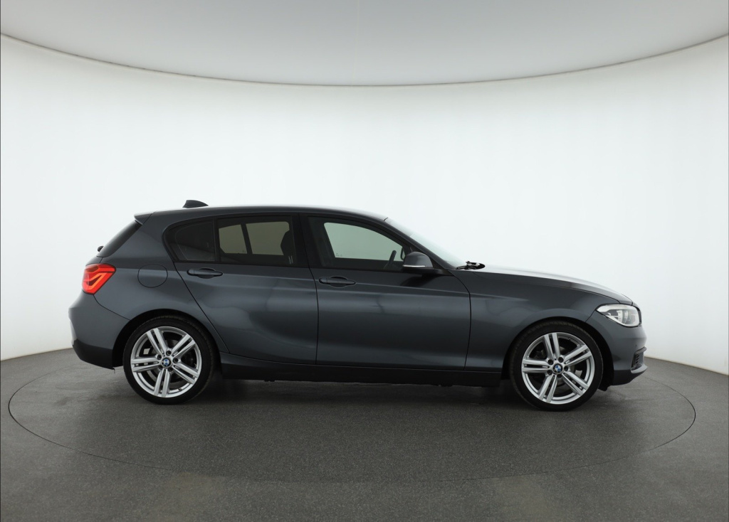 BMW 1