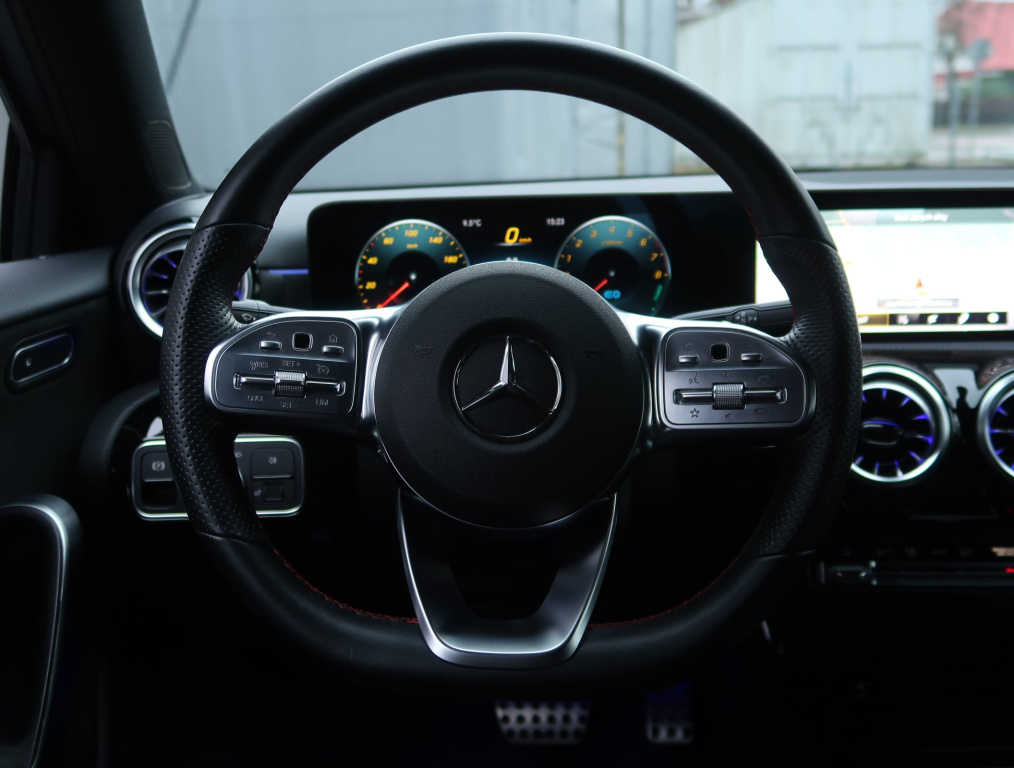 Mercedes-Benz A