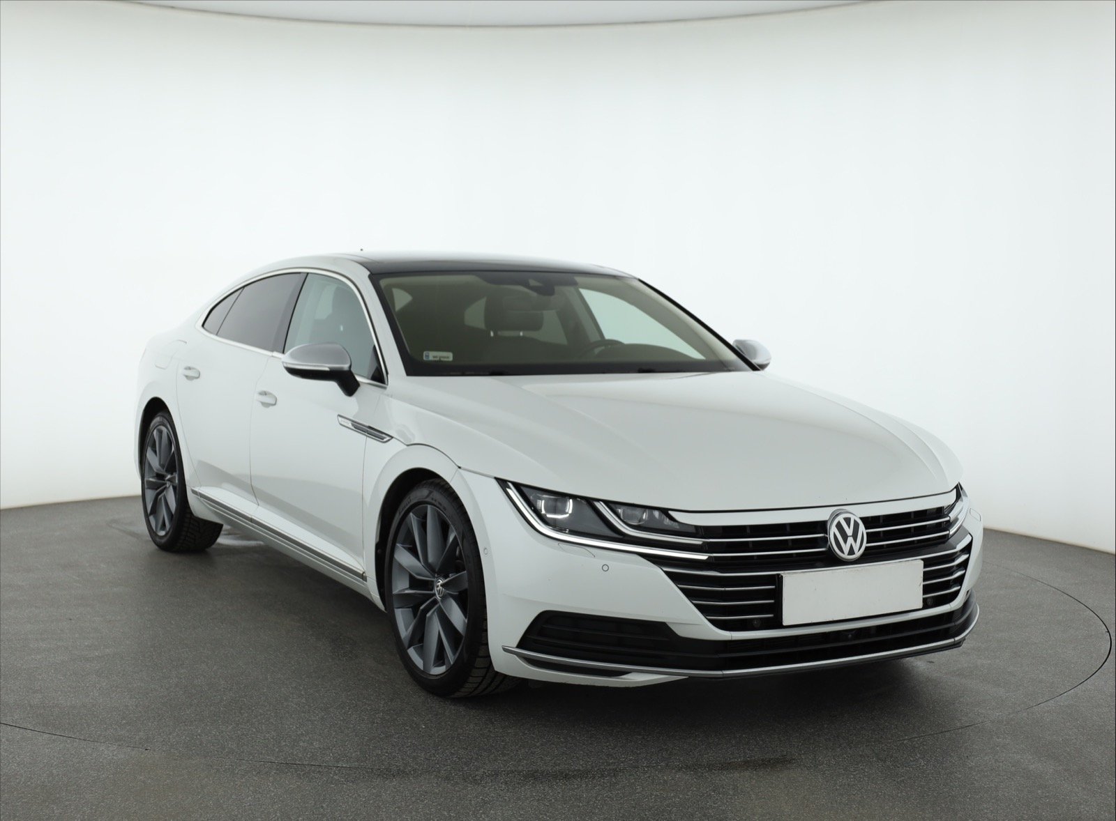 Volkswagen Arteon 2019 2.0 TSI 149594km 140kW