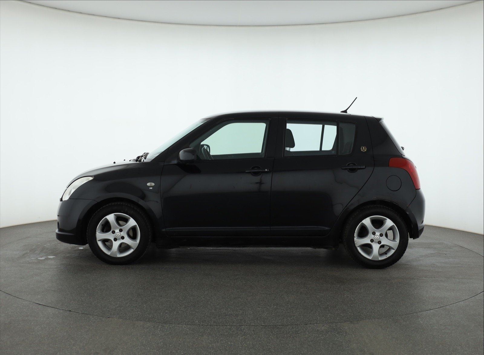 Suzuki Swift 2007 1.3 i 147972km Hatchback