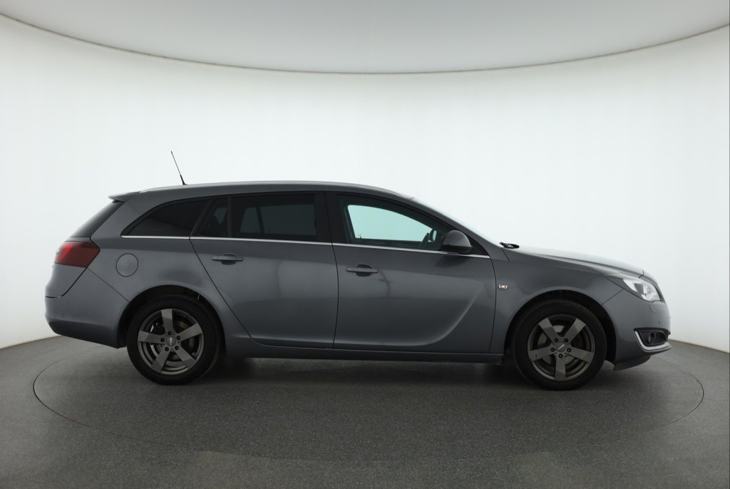 Opel Insignia 2016 1.6 CDTI Kombi