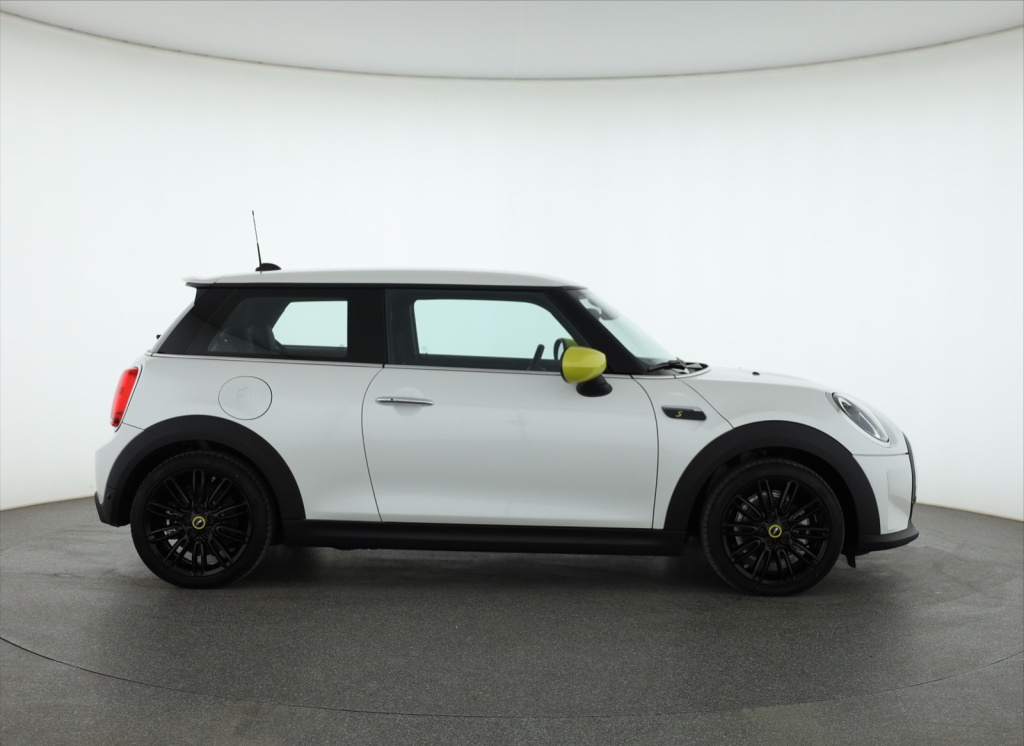 MINI 3-door