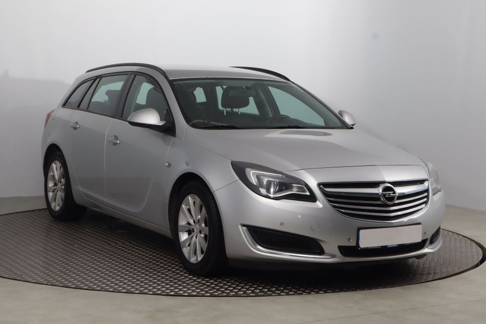Opel Insignia - 2014